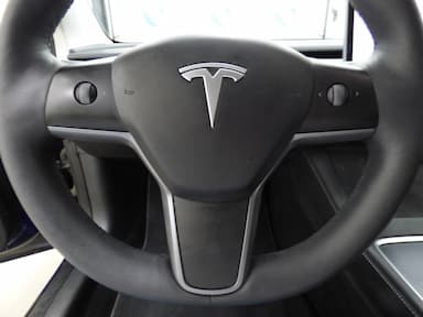 Tesla Model 3 2022 - Thumbnail 13