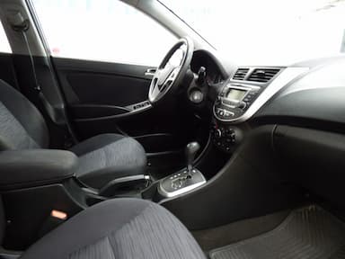 Hyundai Accent 2017 - Thumbnail 7