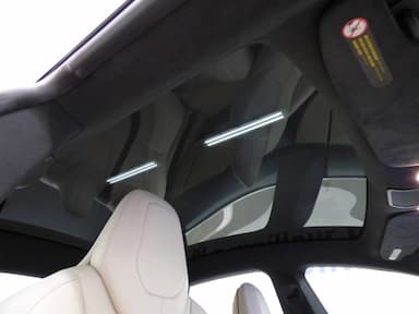 Tesla Model S 2019 - Thumbnail 21