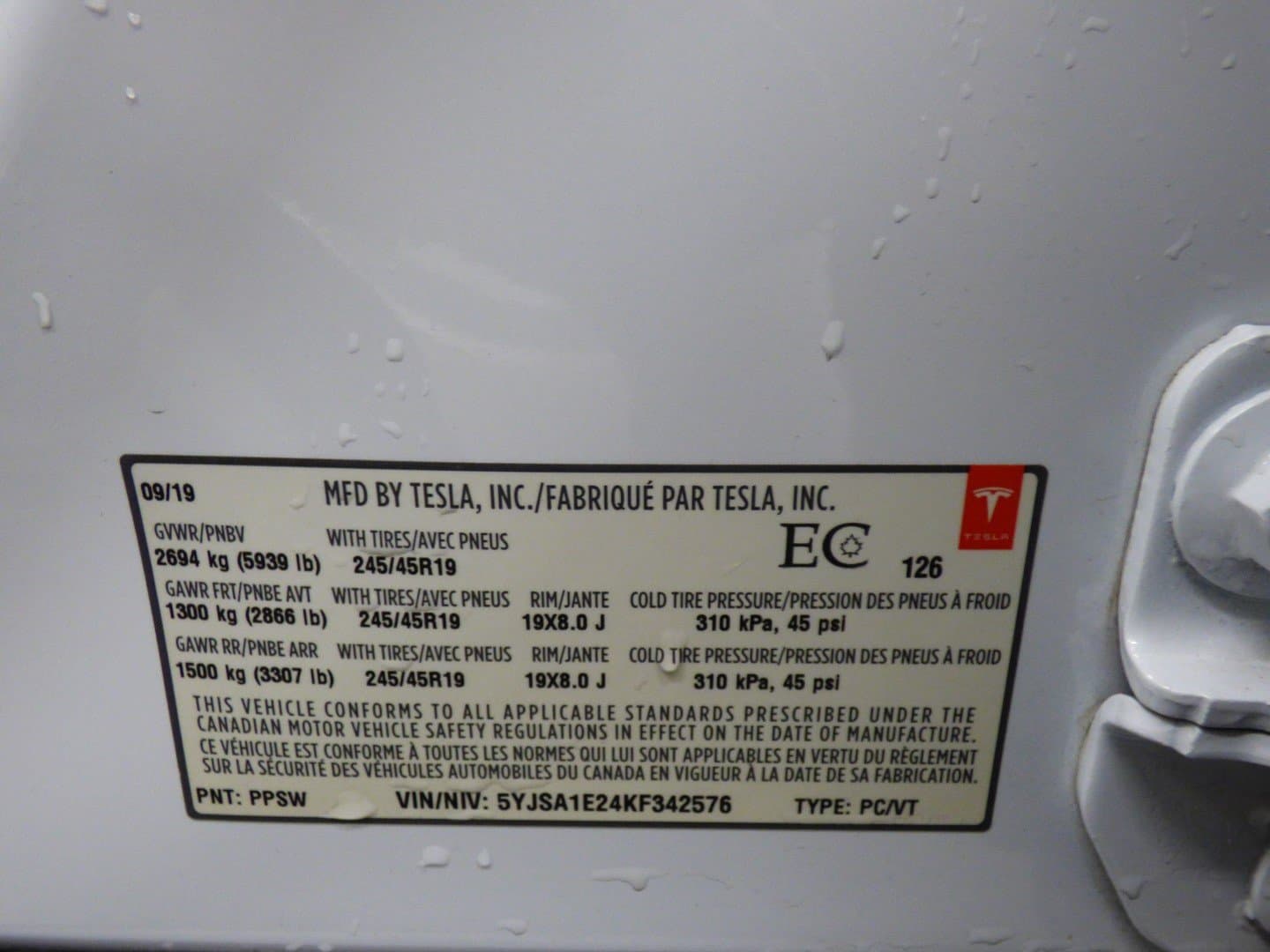 Tesla Model S 2019 - Image 34