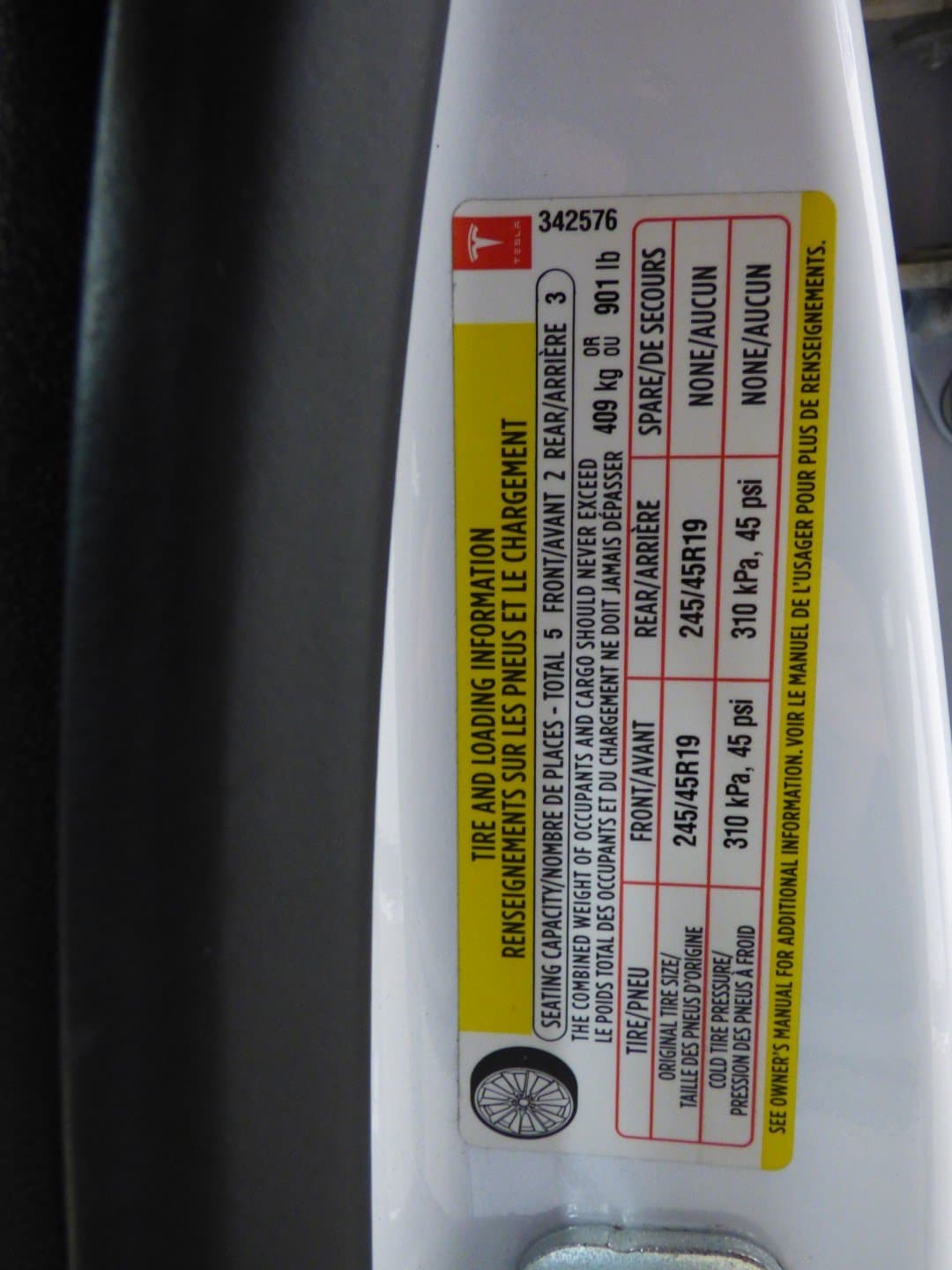 Tesla Model S 2019 - Image 33