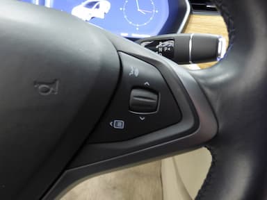 Tesla Model S 2019 - Thumbnail 19