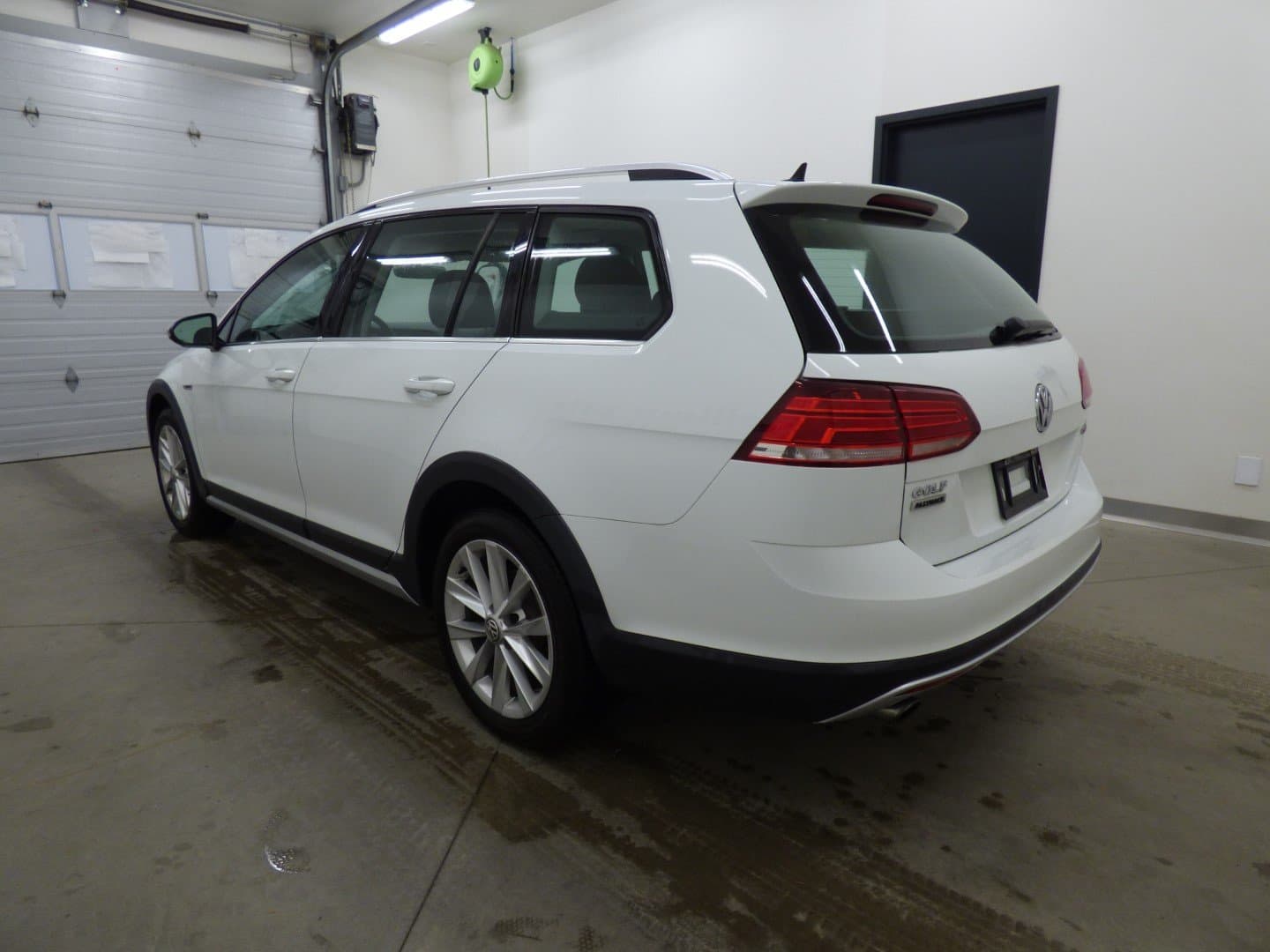 Volkswagen Golf Alltrack 2019 - Image 2