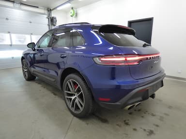 Porsche Macan 2023 - Thumbnail 2