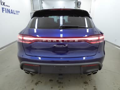 Porsche Macan 2023 - Thumbnail 4