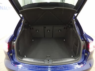 Porsche Macan 2023 - Thumbnail 32