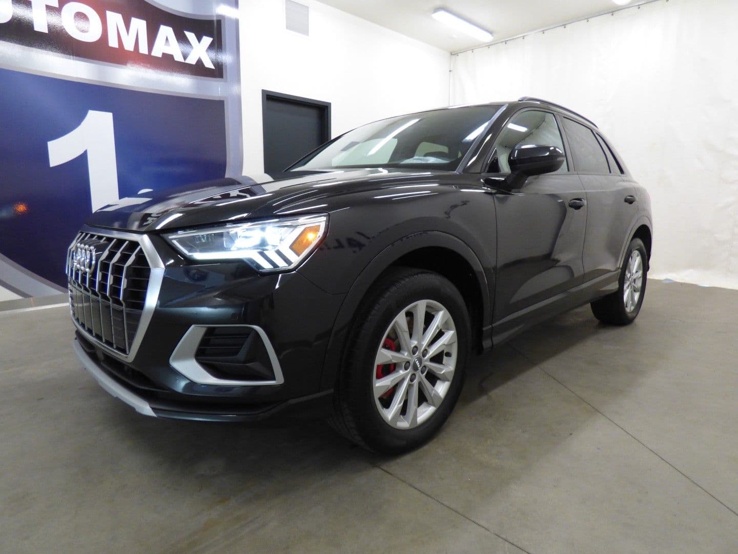 Audi Q3 2020 - Image 1