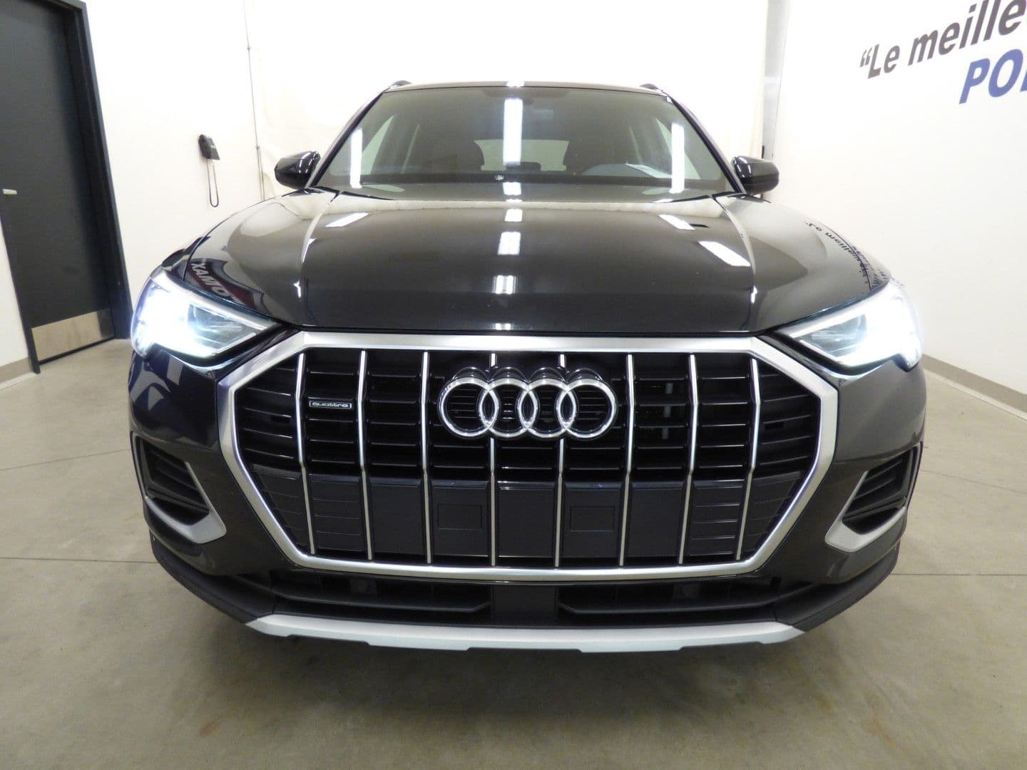 Audi Q3 2020 - Image 3