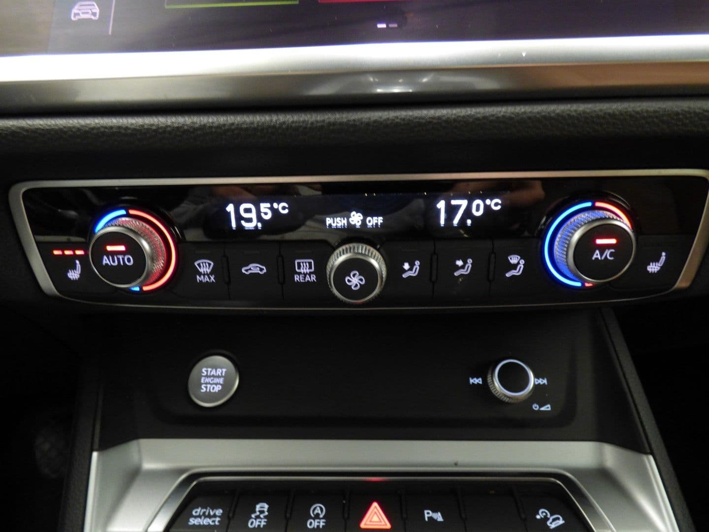 Audi Q3 2020 - Image 14