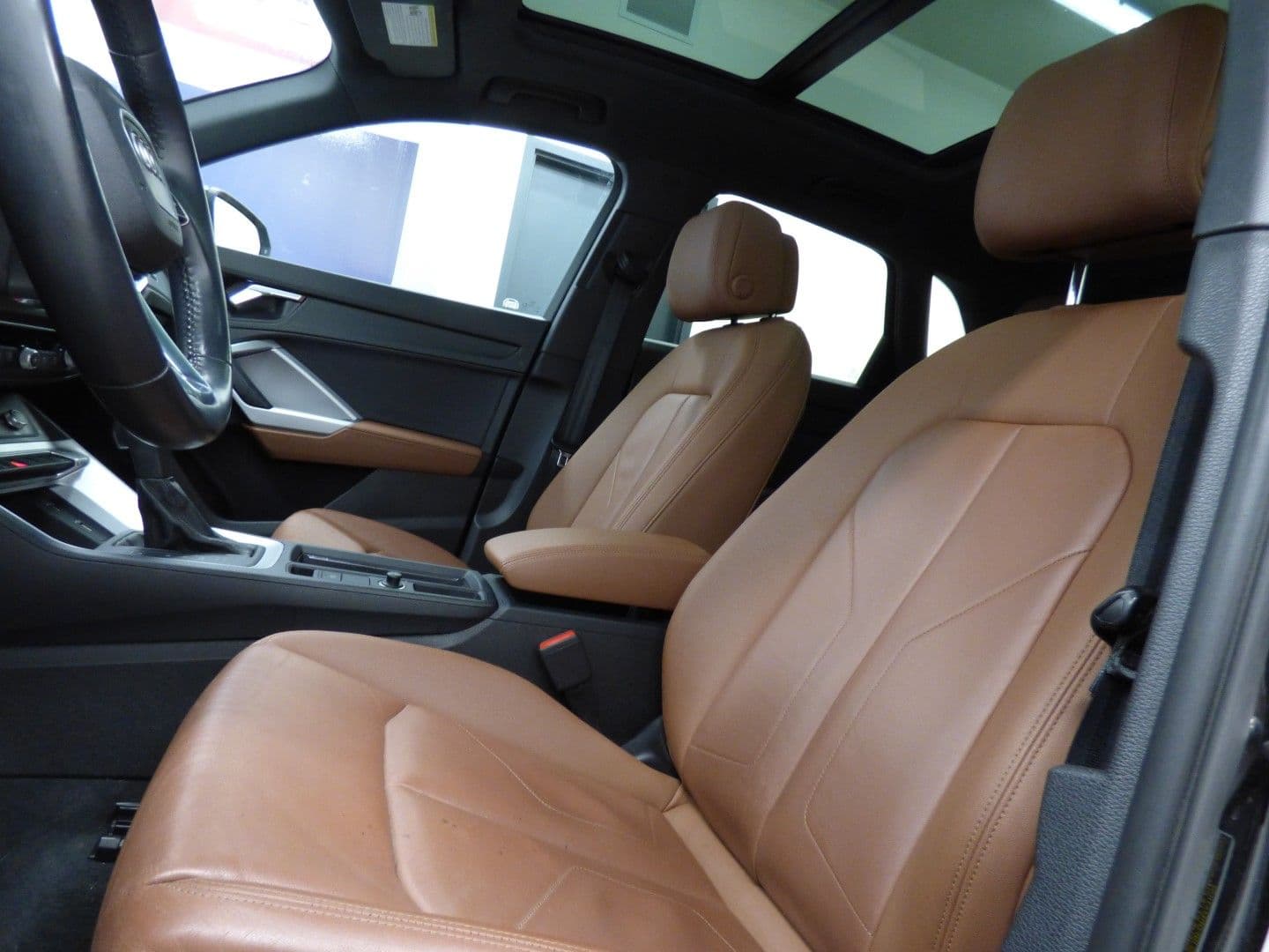 Audi Q3 2020 - Image 17