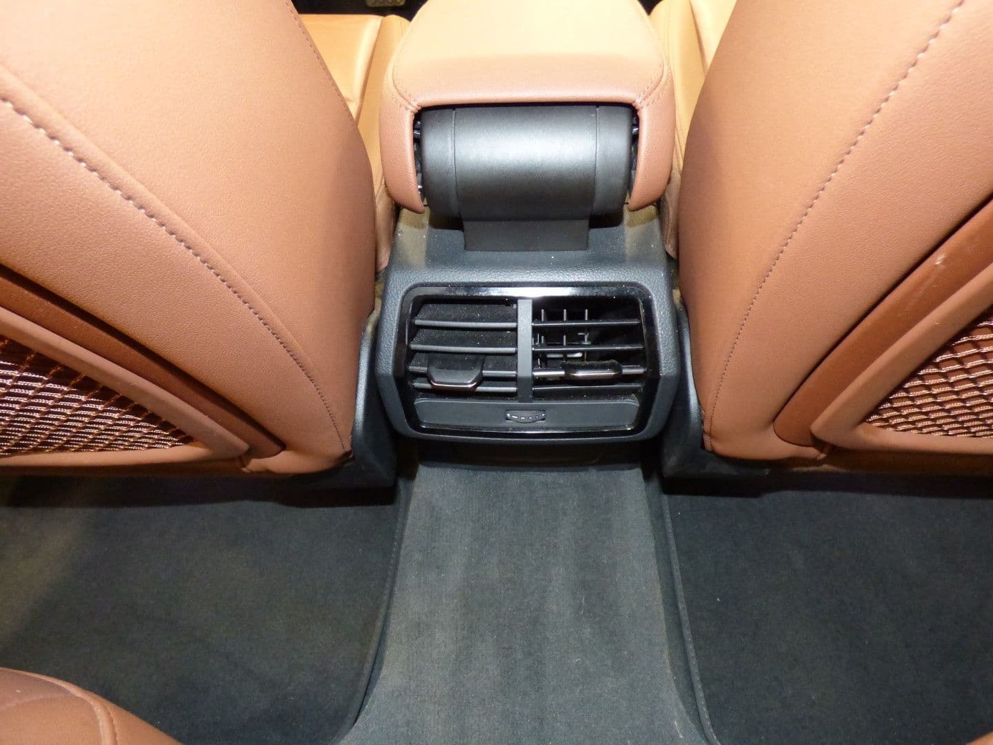 Audi Q3 2020 - Image 29