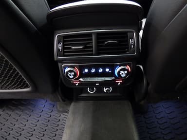 Audi Q7 2019 - Thumbnail 30