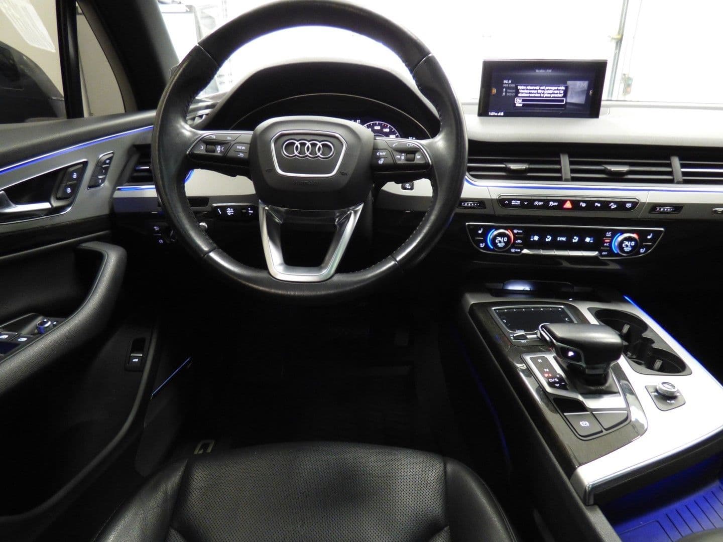 Audi Q7 2019 - Image 9