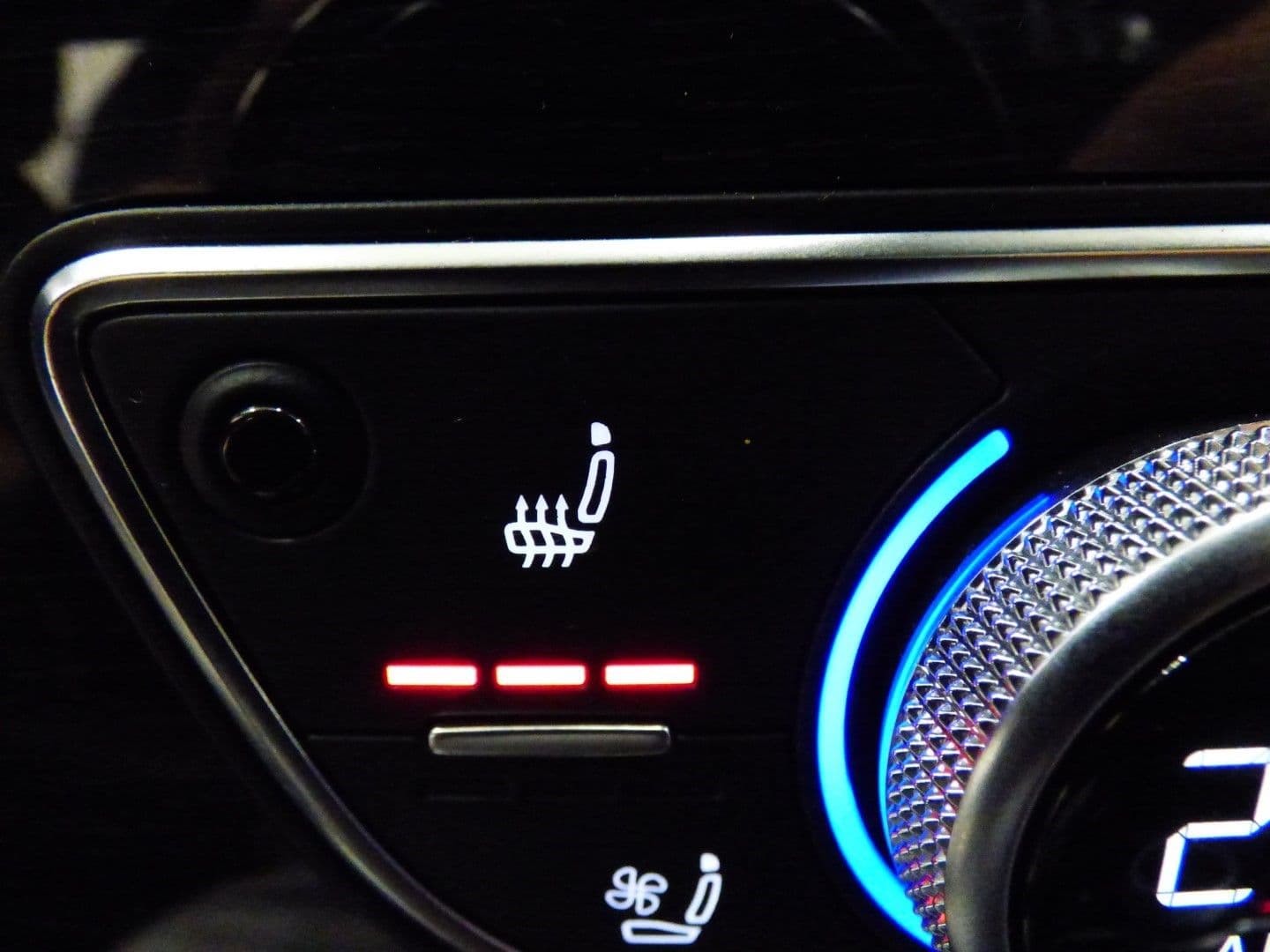 Audi Q7 2019 - Image 19