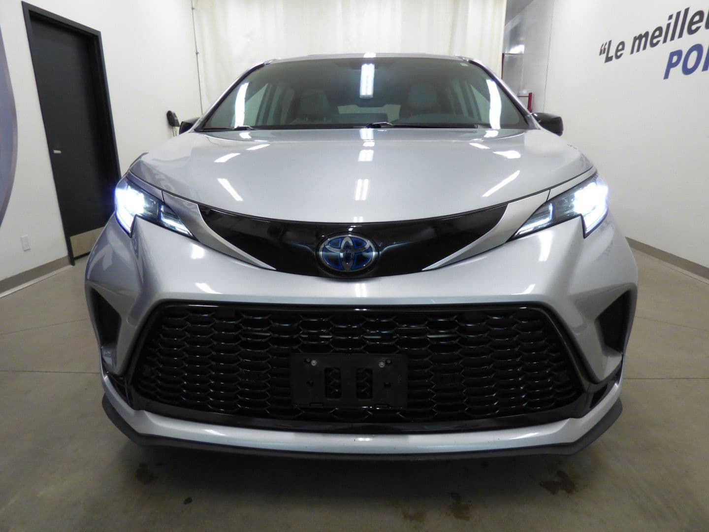 Toyota Sienna 2021 - Image 3