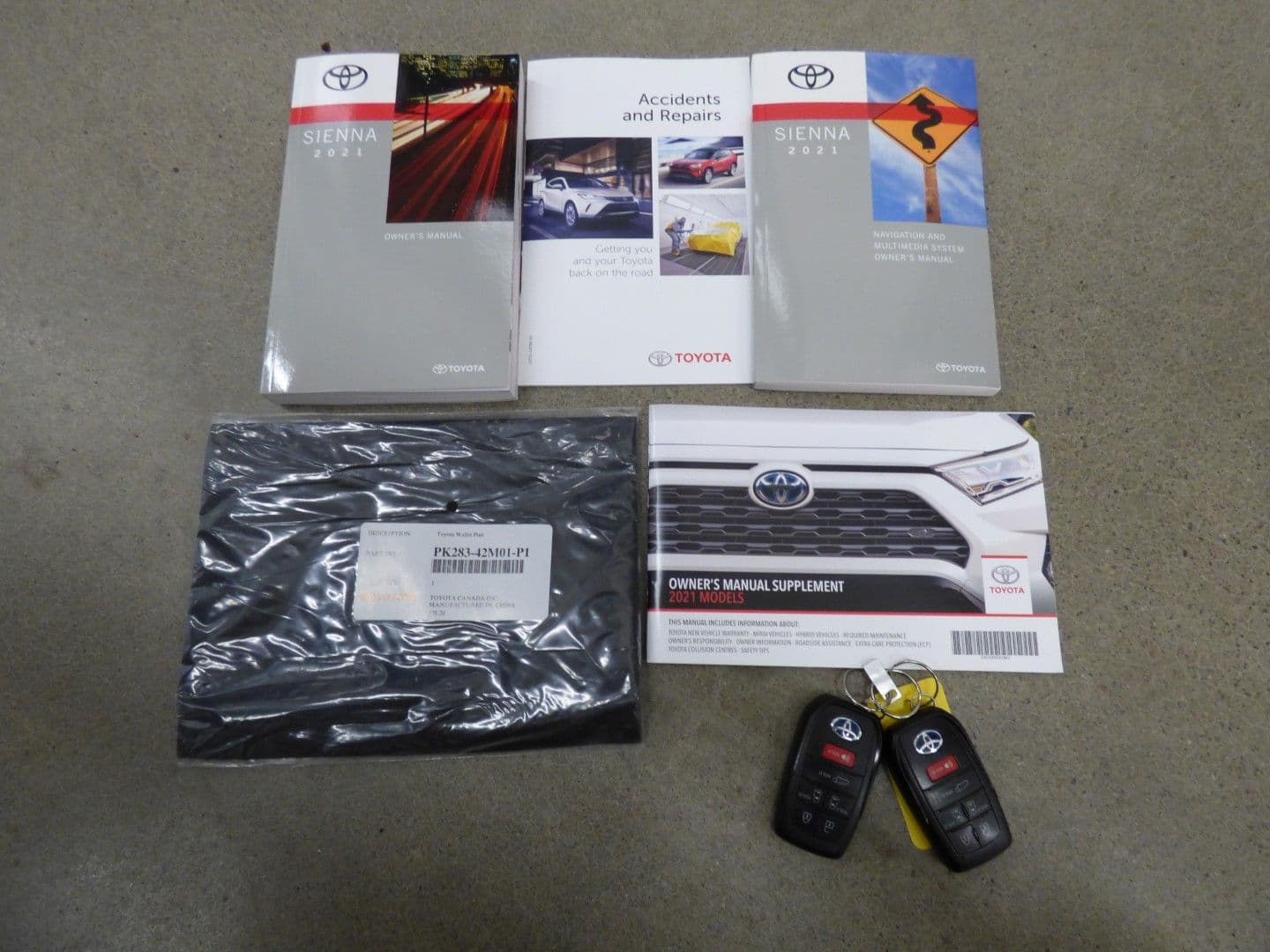 Toyota Sienna 2021 - Image 42