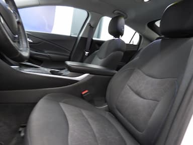 Chevrolet Volt 2017 - Thumbnail 15