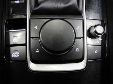 Mazda MAZDA3 2019 - Thumbnail 24