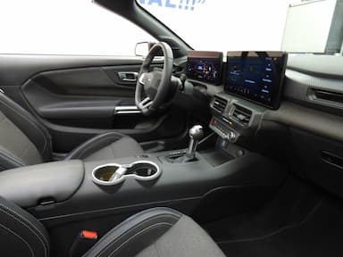 Ford Mustang 2024 - Thumbnail 10