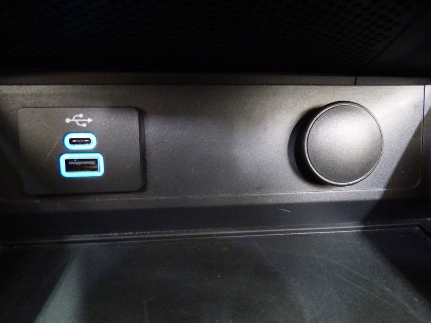 Ford Mustang 2024 - Image 17