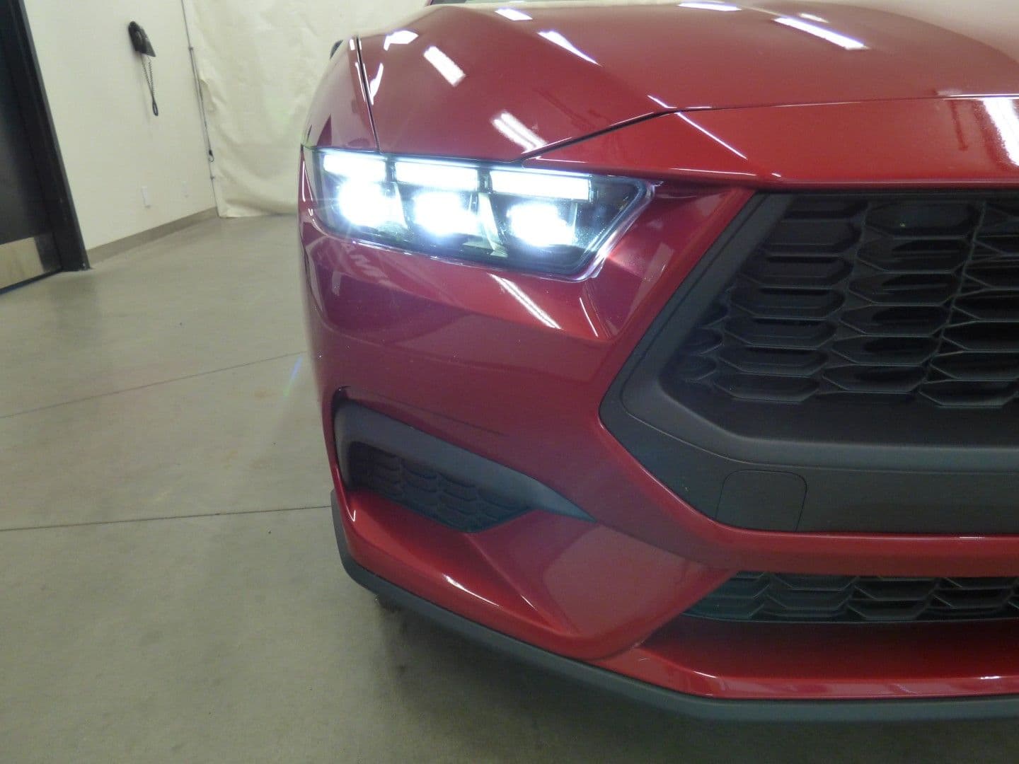 Ford Mustang 2024 - Image 31