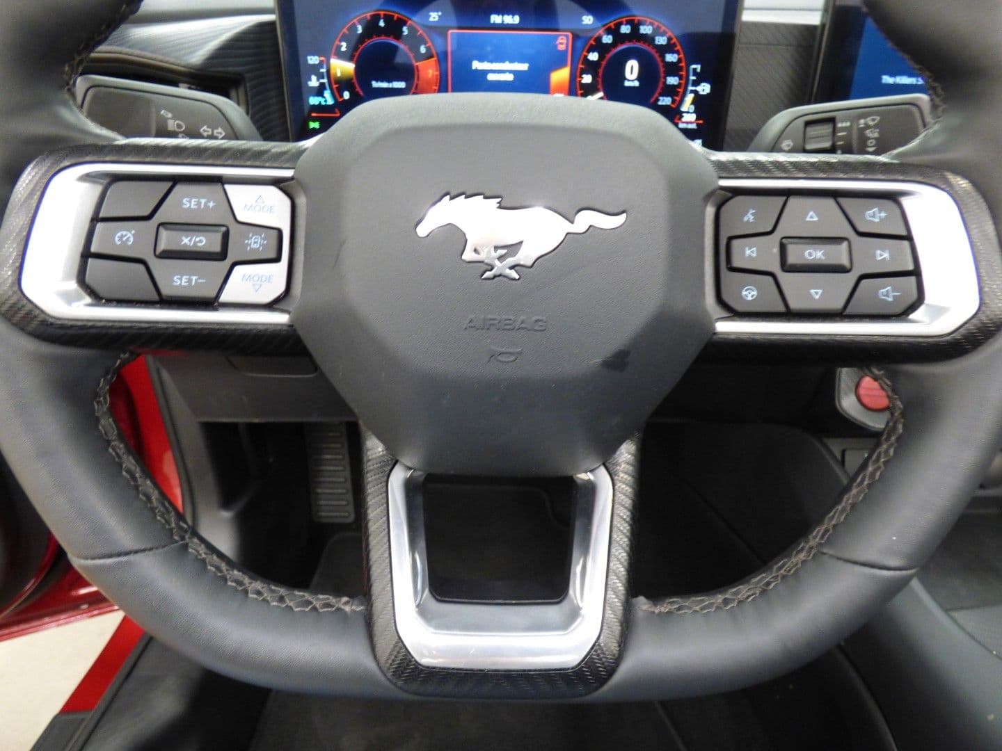 Ford Mustang 2024 - Image 23