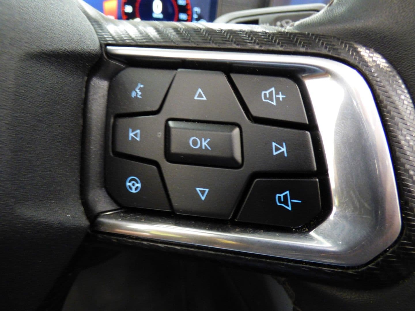 Ford Mustang 2024 - Image 25