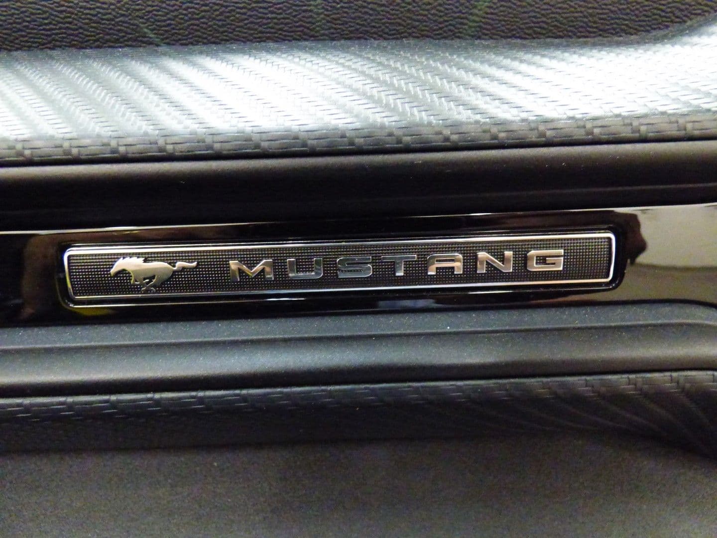 Ford Mustang 2024 - Image 35