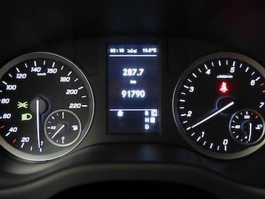 Mercedes-Benz Metris 2022 - Thumbnail 9
