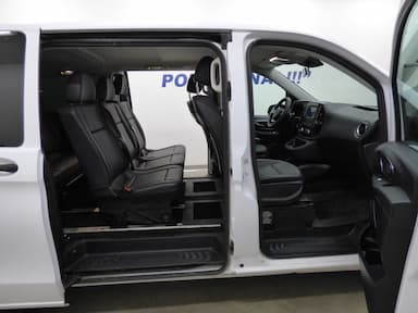 Mercedes-Benz Metris 2022 - Thumbnail 23