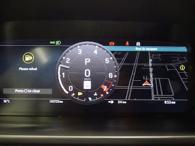 Land Rover Defender 2023 - Thumbnail 8