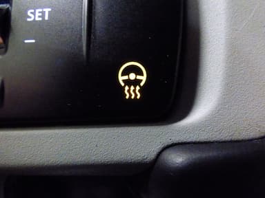 Land Rover Defender 2023 - Thumbnail 25