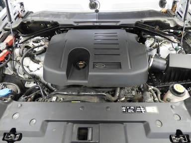 Land Rover Defender 2023 - Thumbnail 36
