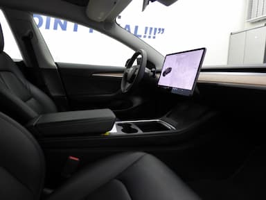 Tesla Model 3 2022 - Thumbnail 7