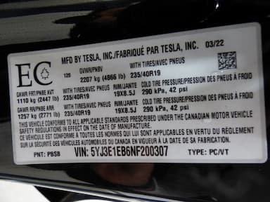 Tesla Model 3 2022 - Thumbnail 29