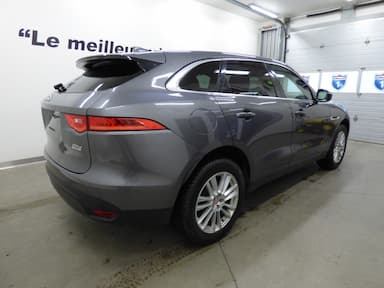 Jaguar F-Pace 2017 - Thumbnail 5