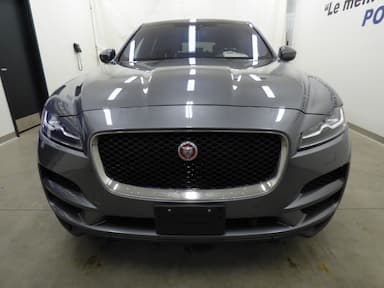 Jaguar F-Pace 2017 - Thumbnail 3