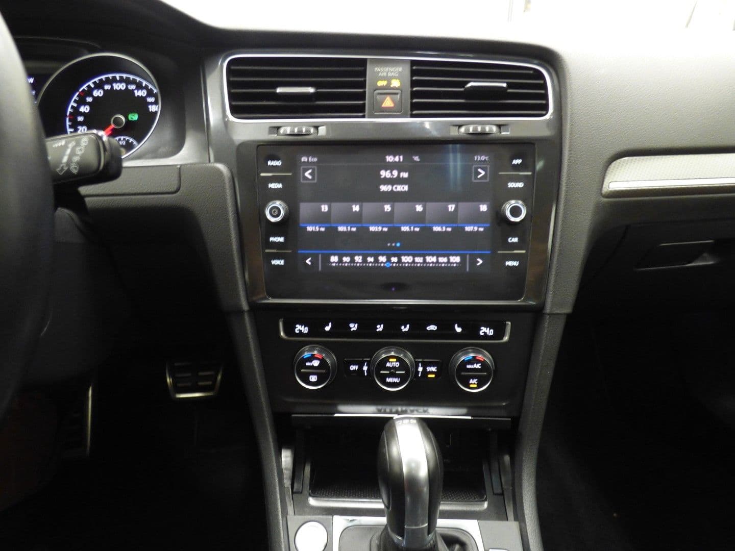 Volkswagen Golf Alltrack 2019 - Image 10