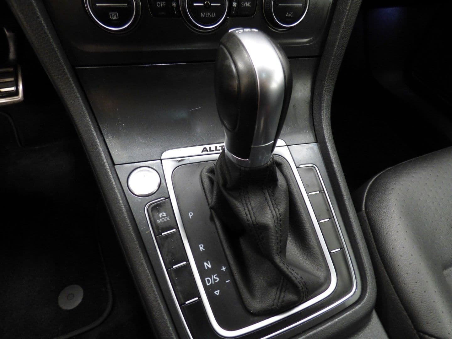 Volkswagen Golf Alltrack 2019 - Image 26