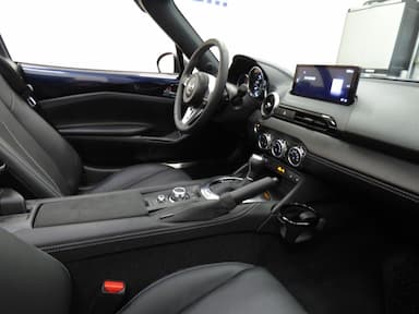 Mazda MX-5 Miata RF 2024 - Thumbnail 9
