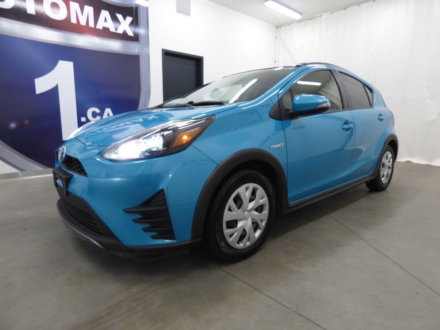 Toyota Prius c 2018 - Image 1