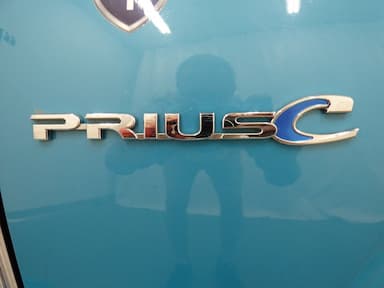 Toyota Prius c 2018 - Thumbnail 34