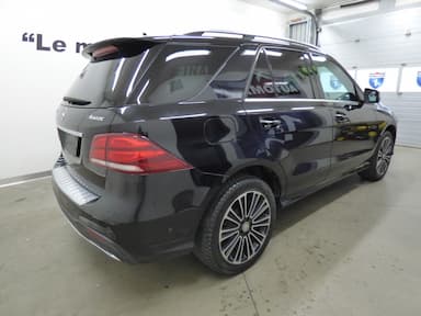 Mercedes-Benz GLE-Class 2016 - Thumbnail 5