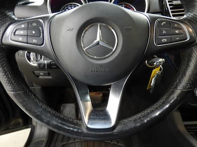 Mercedes-Benz GLE-Class 2016 - Thumbnail 21