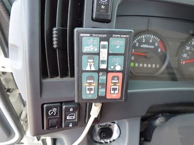 Isuzu NPR HD 2016 - Thumbnail 13