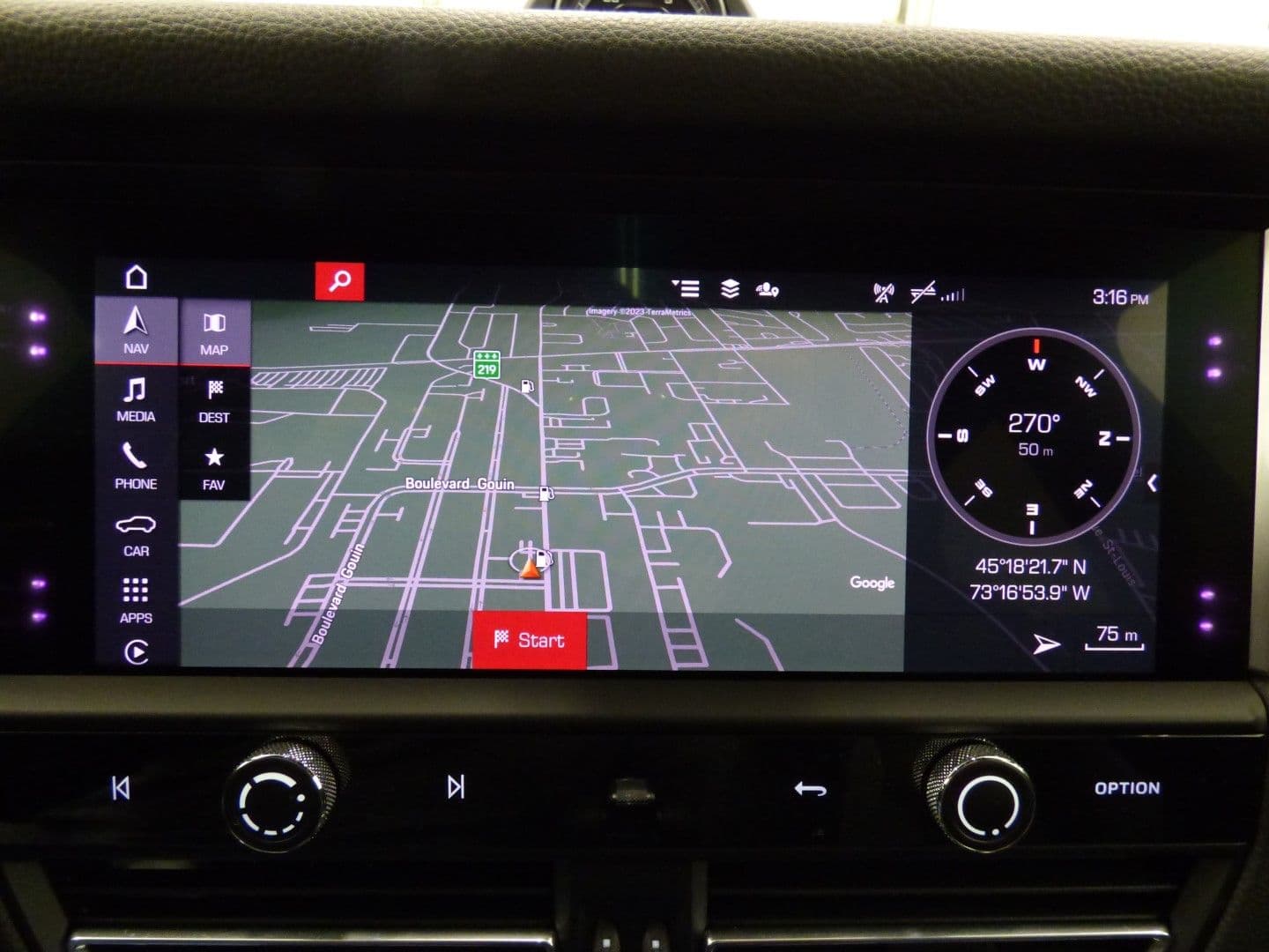 Porsche Macan 2023 - Image 11