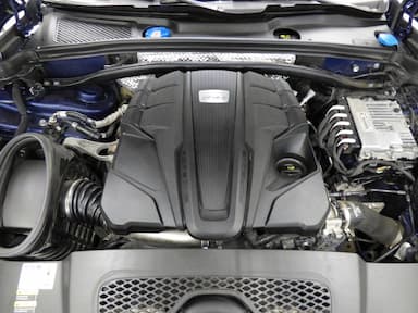 Porsche Macan 2023 - Thumbnail 37