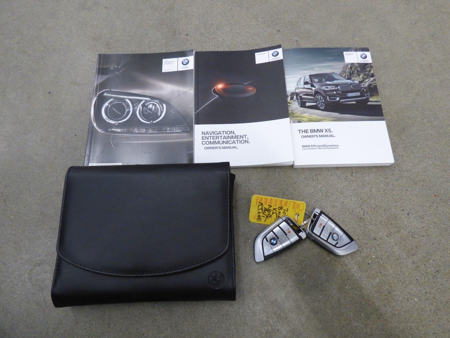 BMW X5 2016 - Image 44