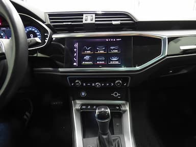 Audi Q3 2022 - Thumbnail 10