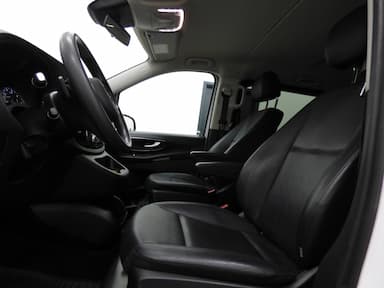 Mercedes-Benz Metris 2022 - Thumbnail 16